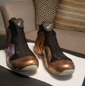 2014 gold nike flightposites size 10.5